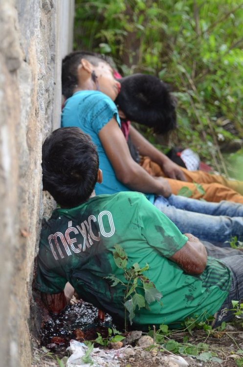 alvareztostado - familia ejecutada en acapulco (guerrero, 2017)