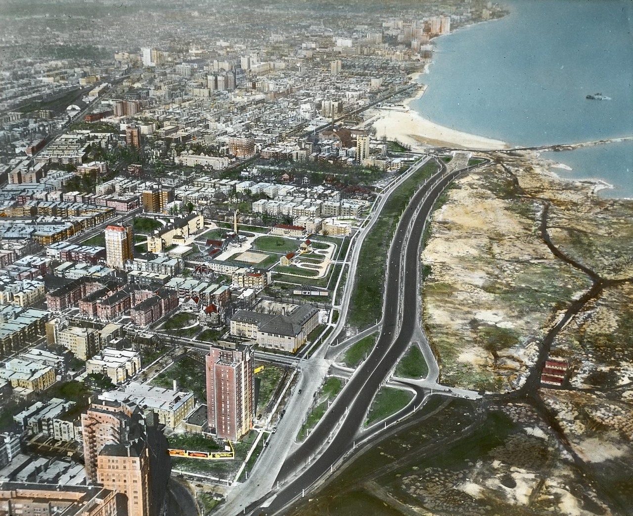 Amazing tinted aerial of Uptown, 1928, Chicago. Click to enlarge. Looking north from Irving Park (then called Graceland), you can see the Marine Hospital, which took up quite a bit of land. The Disney Magnet School is there now. Notice that Lake...