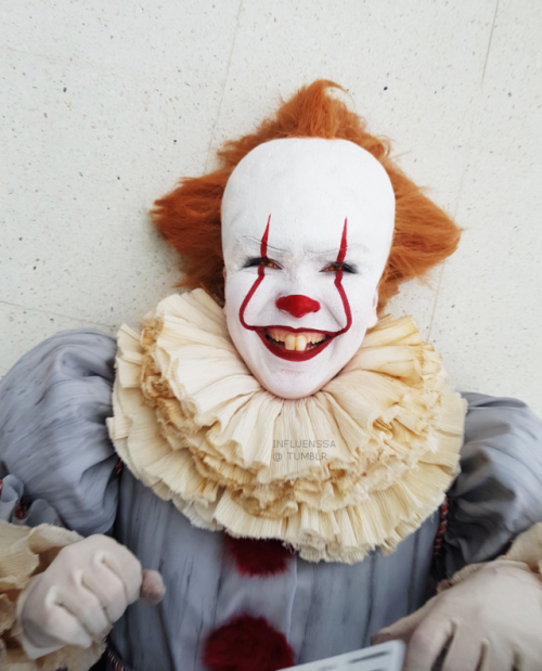 influenssa - Some random photos when I cosplayed Pennywise at...