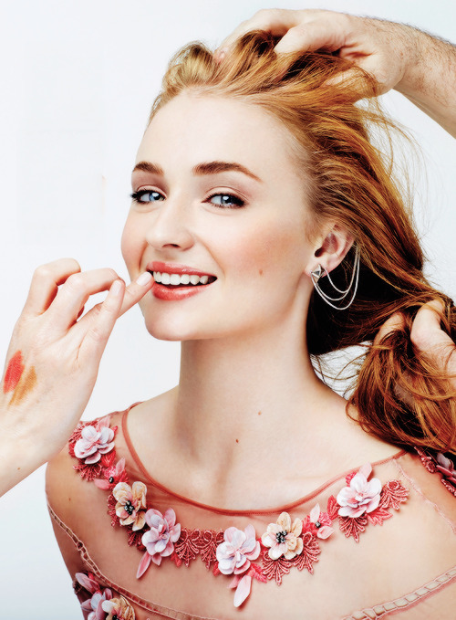 blondiepoison - Sophie Turner for Glamour Mexico (July 2015)