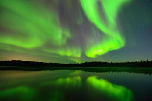 culturenlifestyle - 7 Magical Places to View Aurorasby Babak...