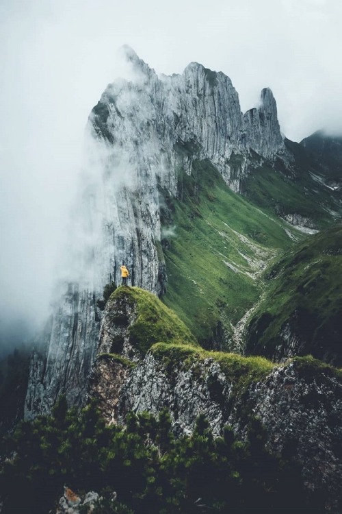 alecsgrg:On the edge | ( by Marcel )