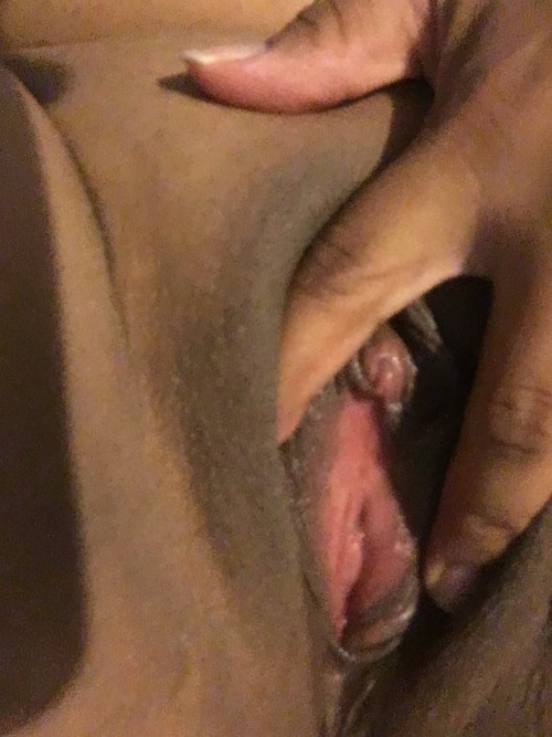 I need someone to come and fuck and eat my pussy