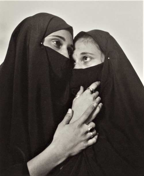 regardintemporel - Andres Serrano  - Istanbul (Sisters), 1996