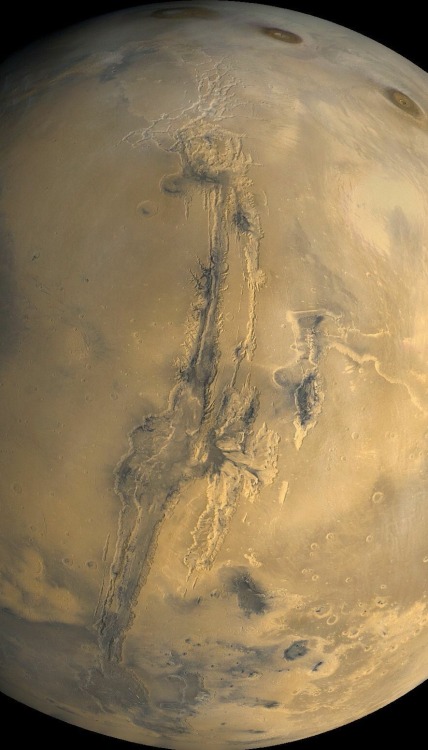 thedemon-hauntedworld:Valles Marineris: The Grand Canyon of...