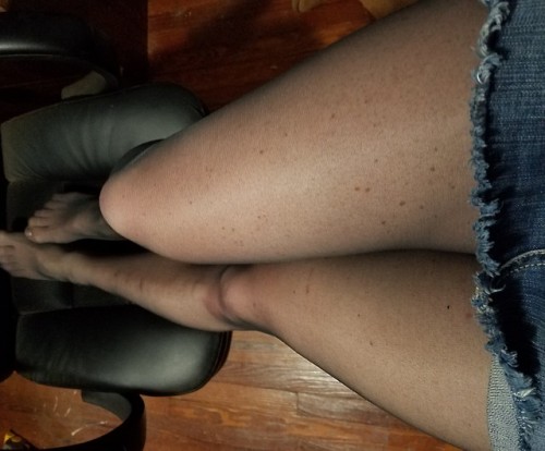 Beautiful legs in pantyhose