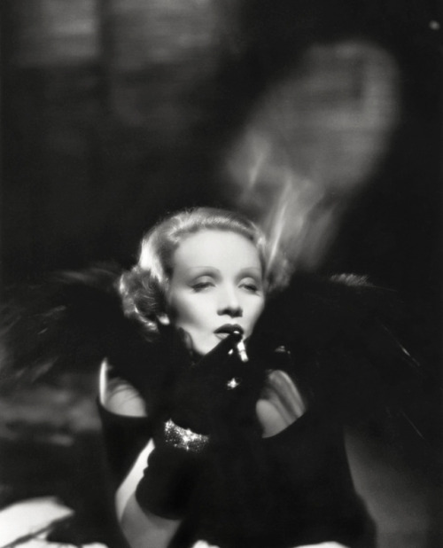 wehadfacesthen - Marlene Dietrich, 1934, photo by William...