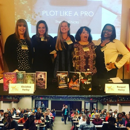 Such a great group that attended our Plot Like A Pro workshop at...