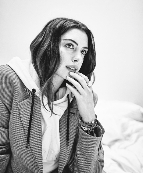 captainmarvels - Anne Hathaway(© photographed by Billy Kidd for...