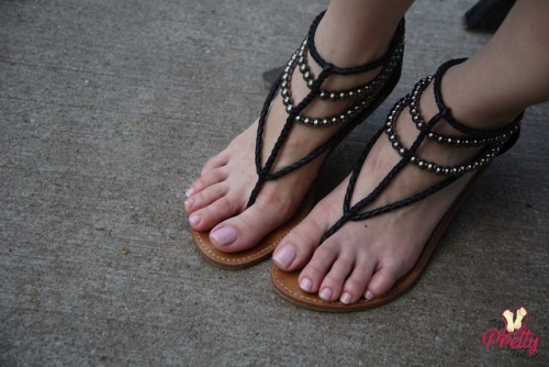 msprettyfeet - My black sandals 