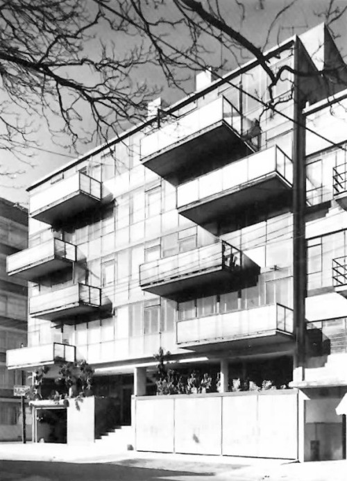 unavidamoderna - Edificio de apartamentos ‘Hipódromo’, Fernando...