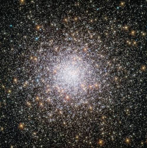 traverse-our-universe - Blinding NGC 362A bright, young globular...