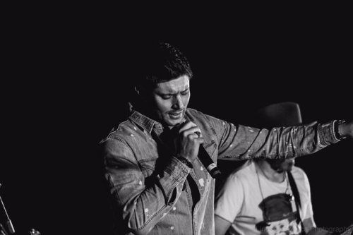 positivexcellence - Jensen performing at SNS torcon...