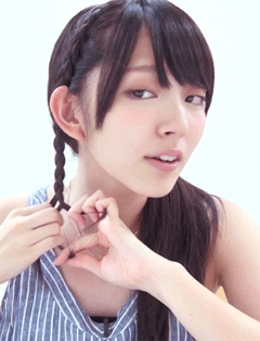 whenthe-doorcloses - - Suzuki Airi during her Hair Arrangement...