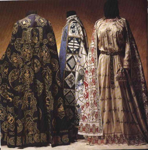 medieval-woman - sartorialadventure - Byzantine clothing of the...