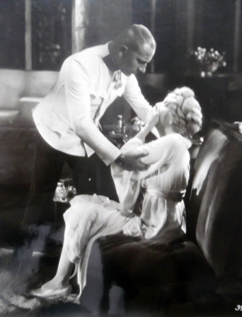 vintage-historic-americana - 1928, Erich von Stroheim with ZaSu...