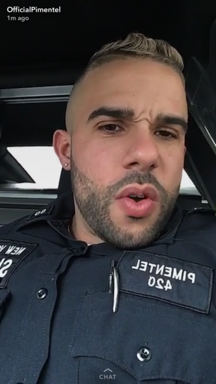 straightdudesexting - Daddy cop needs to show the goods already!...