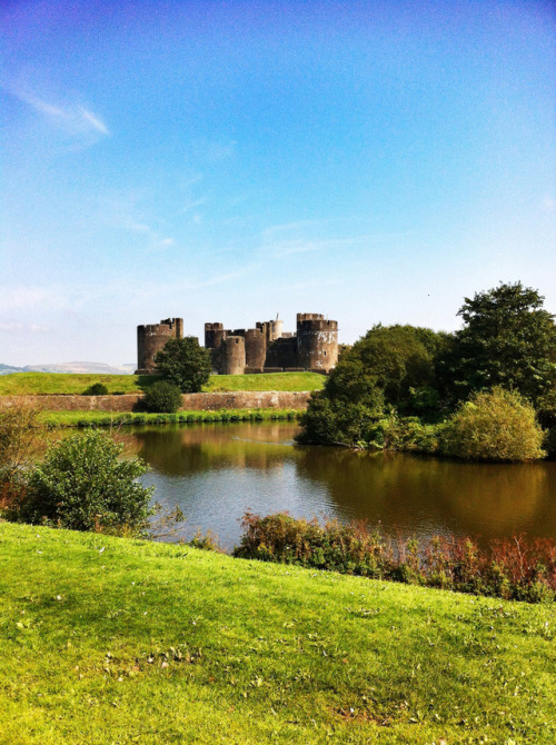 lovewales - Caerphilly Castle  |  by Mark Tugwell