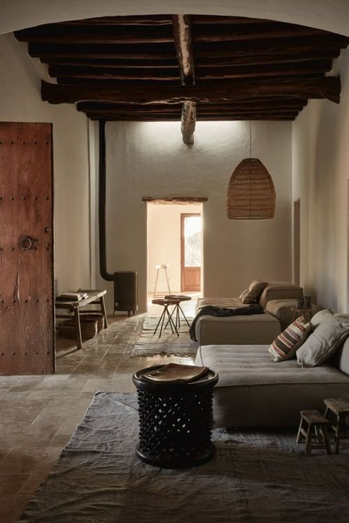 interior-design-home - A refuge in Ibiza | PLANETE DECO to men...