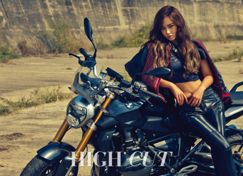 pinkx-bomb - Yuri X motorcycles is my fave ship.