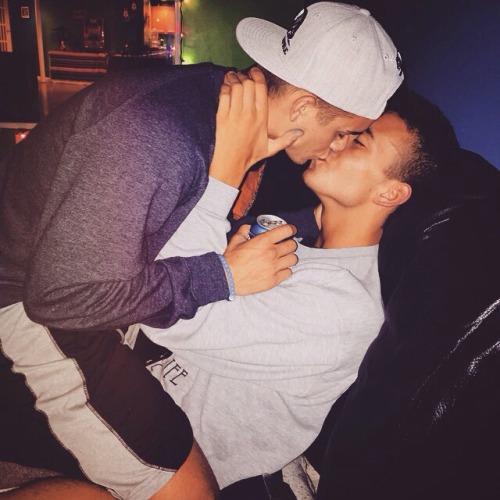 realcutegays - Featured gay...