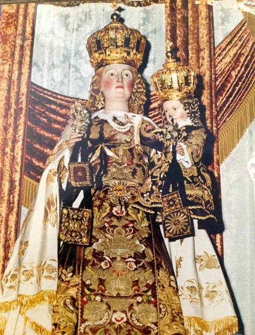 ordocarmelitarum - Statua della Madonna del Carmine
