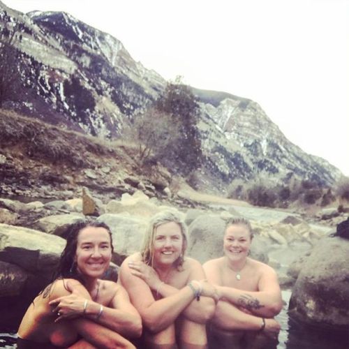 felicitouslifeBabes who soak......#mountainbabes #chicksoak...
