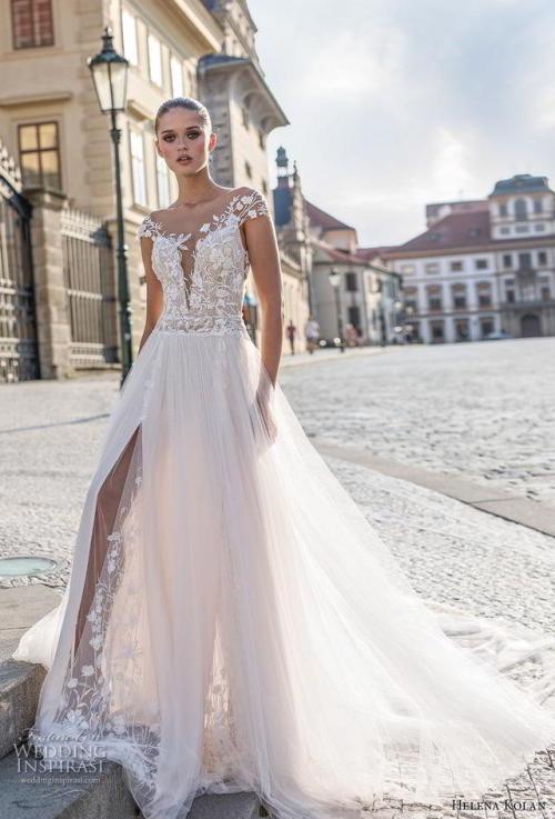 (via Helena Kolan 2019 Wedding Dresses | Wedding Inspirasi)