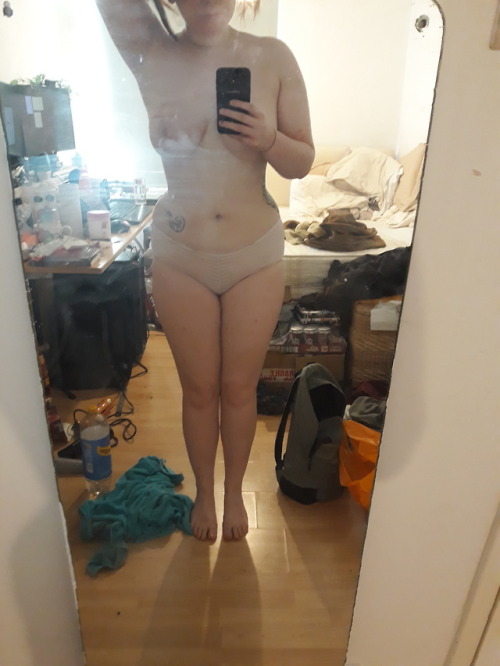 bustybutterface - sometimes I feel insecure af and hate my body…...