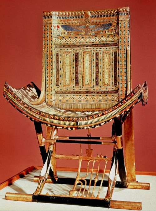 grandegyptianmuseum - Tutankhamun Inlaid throneThis throne...