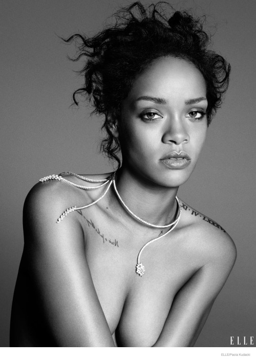beautiful-celebs-daily - Rihanna