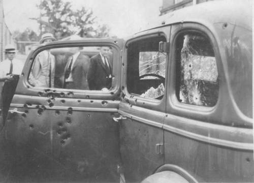 historicaltimes - Bonnie and Clyde’s car after they were killed,...