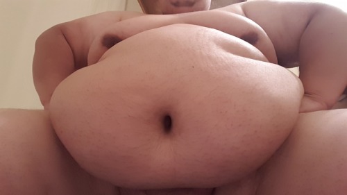 fatbellyboy3 - some fat for u guys to enjoy
