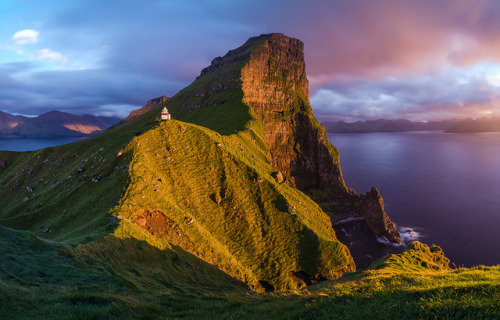 allthingseurope:Kalsoy, Faroe Islands (by Vicki Mar)