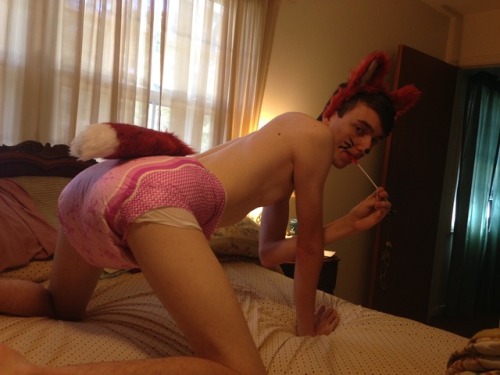 kinky-diaper-stuff:Went to Fright Fest last week with my...