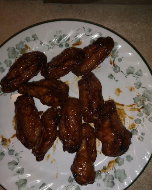 BBQ chicken wings ,#chicken #chickenwings #bullseyebbqsauce...