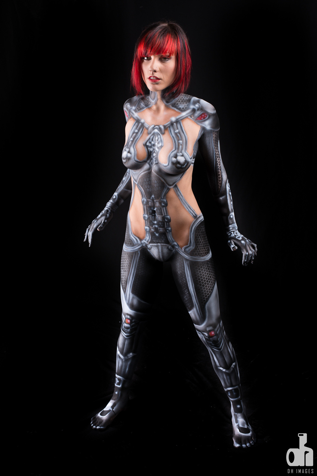 Cyborg Body Paint : Cyberbooty