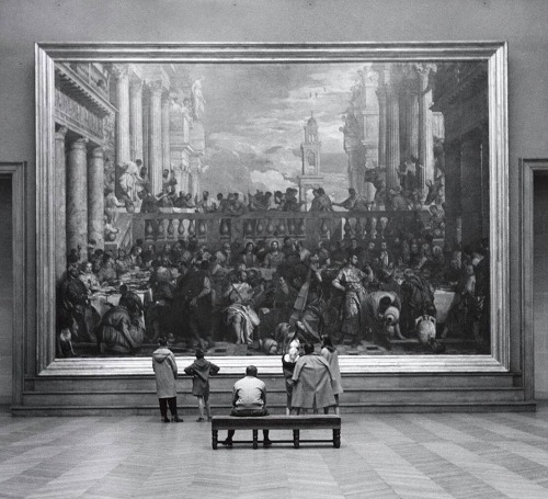 lostinhistorypics:The Louvre museum, Paris, 1957. Photo by John...
