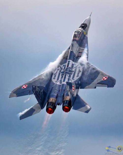 planesawesome - Polish Air Force MiG-29 in high angle of attack...