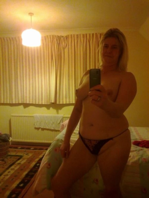 HousewifeName - KimberlyPics number - 72Looking for - ...