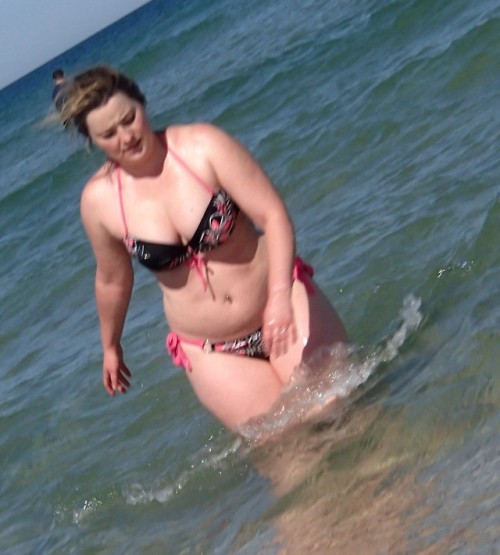 rocket126 - nothing better than a pale pawg on the beach in a...