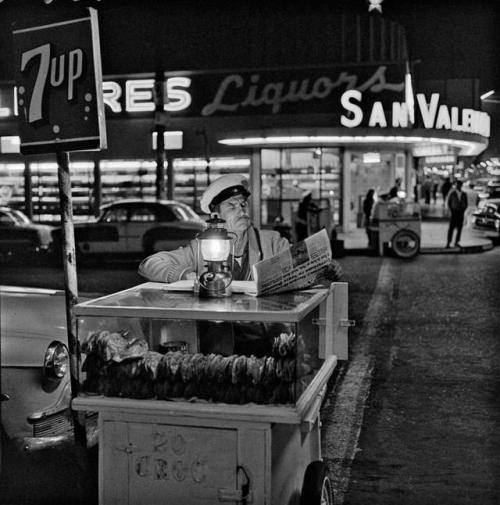 frenchcurious - Vendeur de tacos à Tijuana, au Mexique. Photo de...