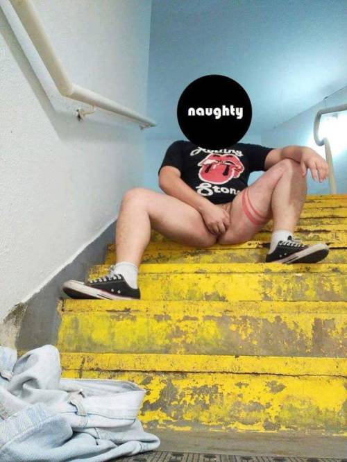 k1nkybear5 - naughty on shopping mall’s emergency stairs