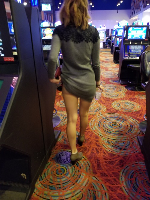 sandt721:sandt721:sandt721:sandt721:Casino NightGoing to the casino with a short sweater...
