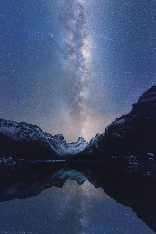 drxgonfly:The Southern Cross (byClément Coudeyre)