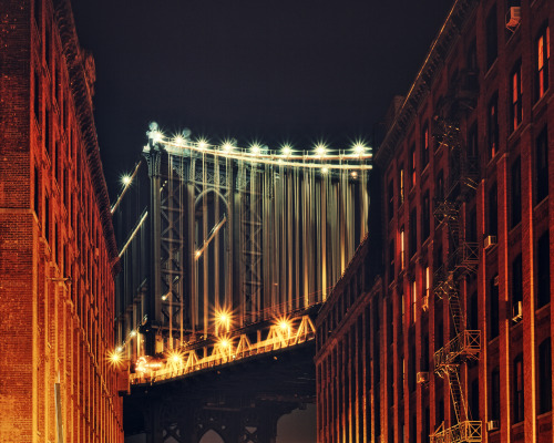 Manhattan Bridge from dumbo, New York City (via andrew c mace)