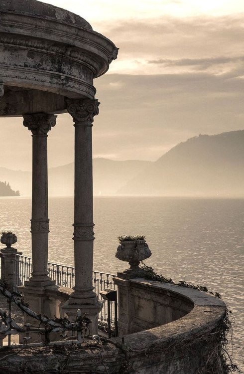 magic-of-eternity - Lago di Como. Italy