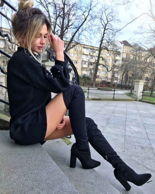 boots-heels-latex-leather:GORGEOUS @angela.danczak - Dzień...