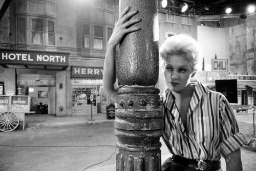 blanchefordubois - Old Hollywood by Bob Willoughby.