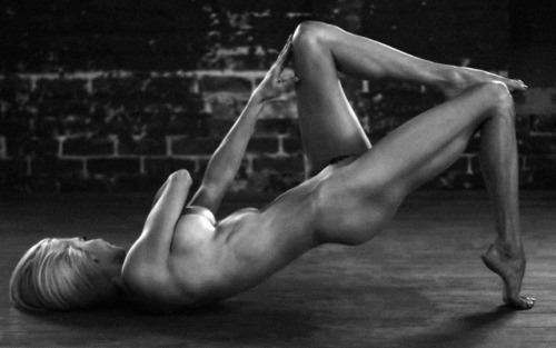 amatorer - lonelymike - Fit, flexible and incredibly hot! Part...